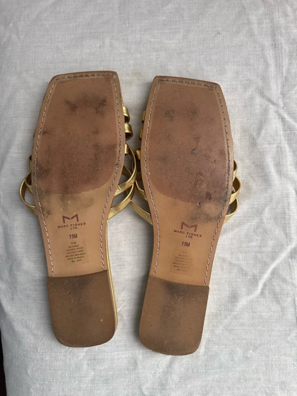 Marc Fisher LTD Gold Strappy Flat Sandals Square Toe Crossover Straps – Size 11 - Picture 5 of 8